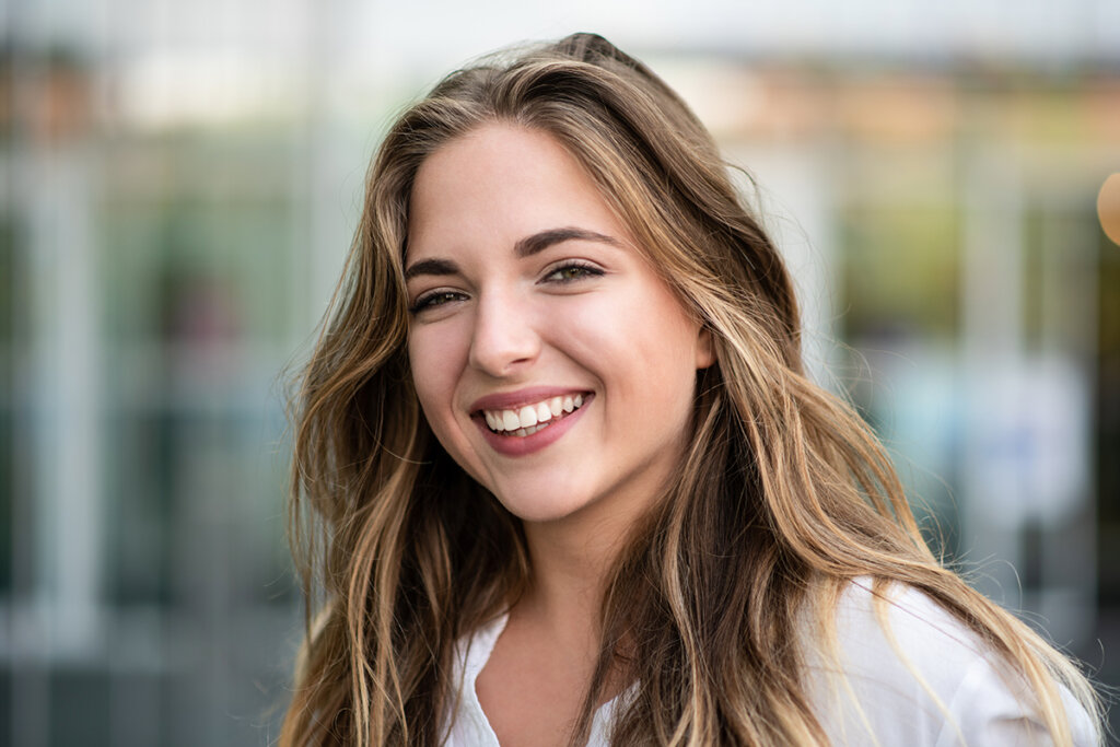 Mujer con pelo largo