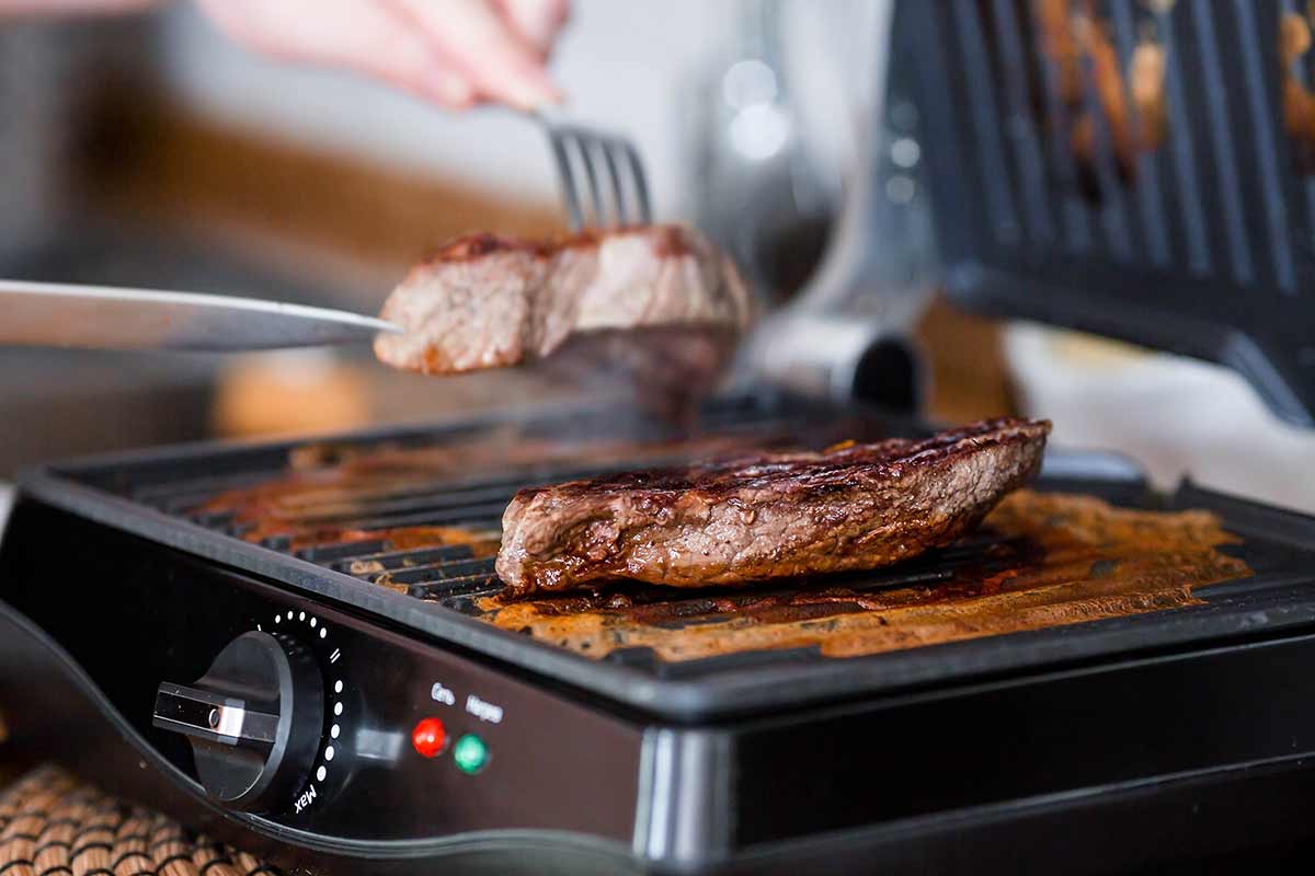 parrilla electrica sandwich a la parrilla se prepara el bistec a la parrilla